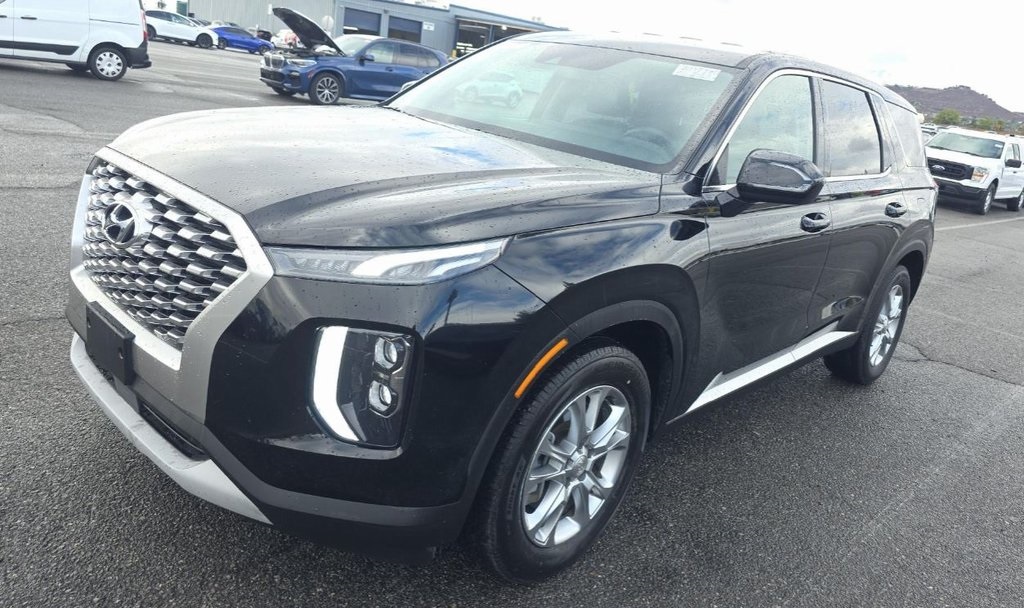 2022 Hyundai Palisade SE's photo