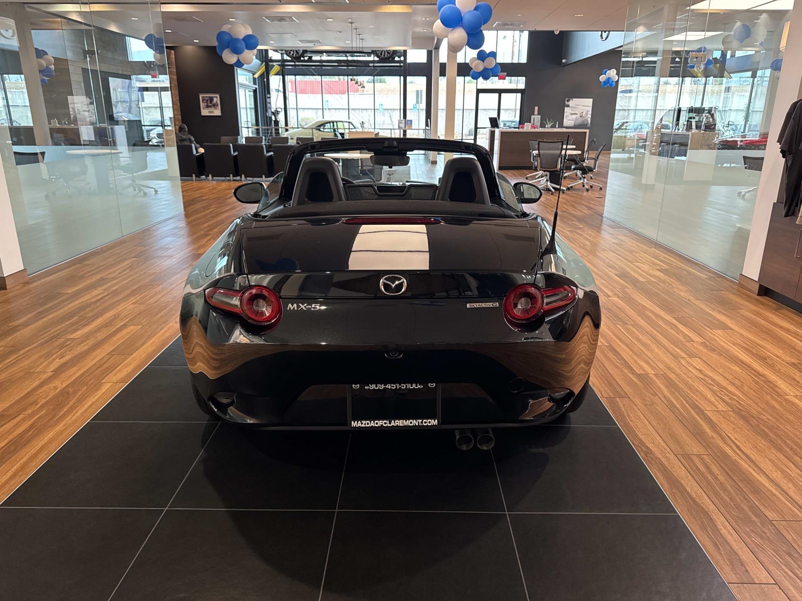 2025 Mazda MX-5 Miata Miata Sport photo 4
