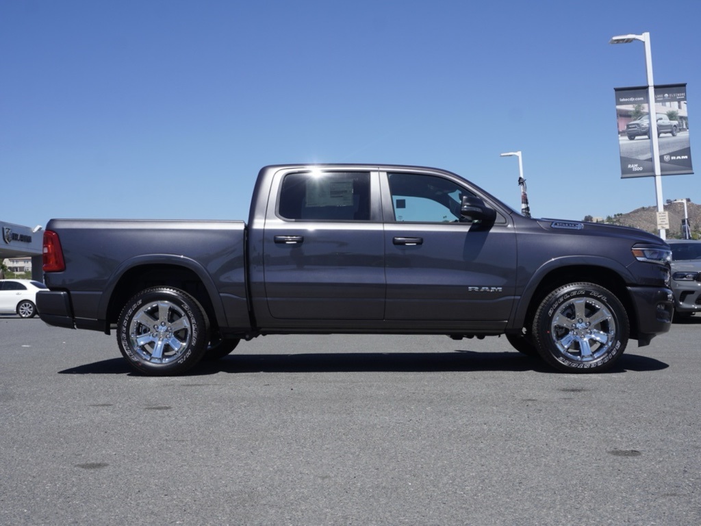 2026 Ram 1500 Big Horn Sport photo 3