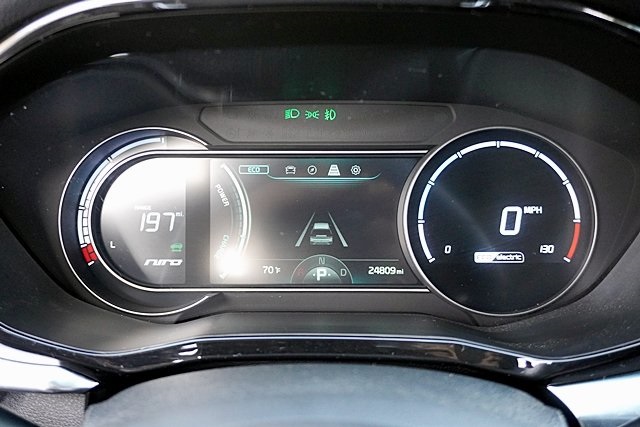 Used 2022 Gray Kia EX Premium image 33