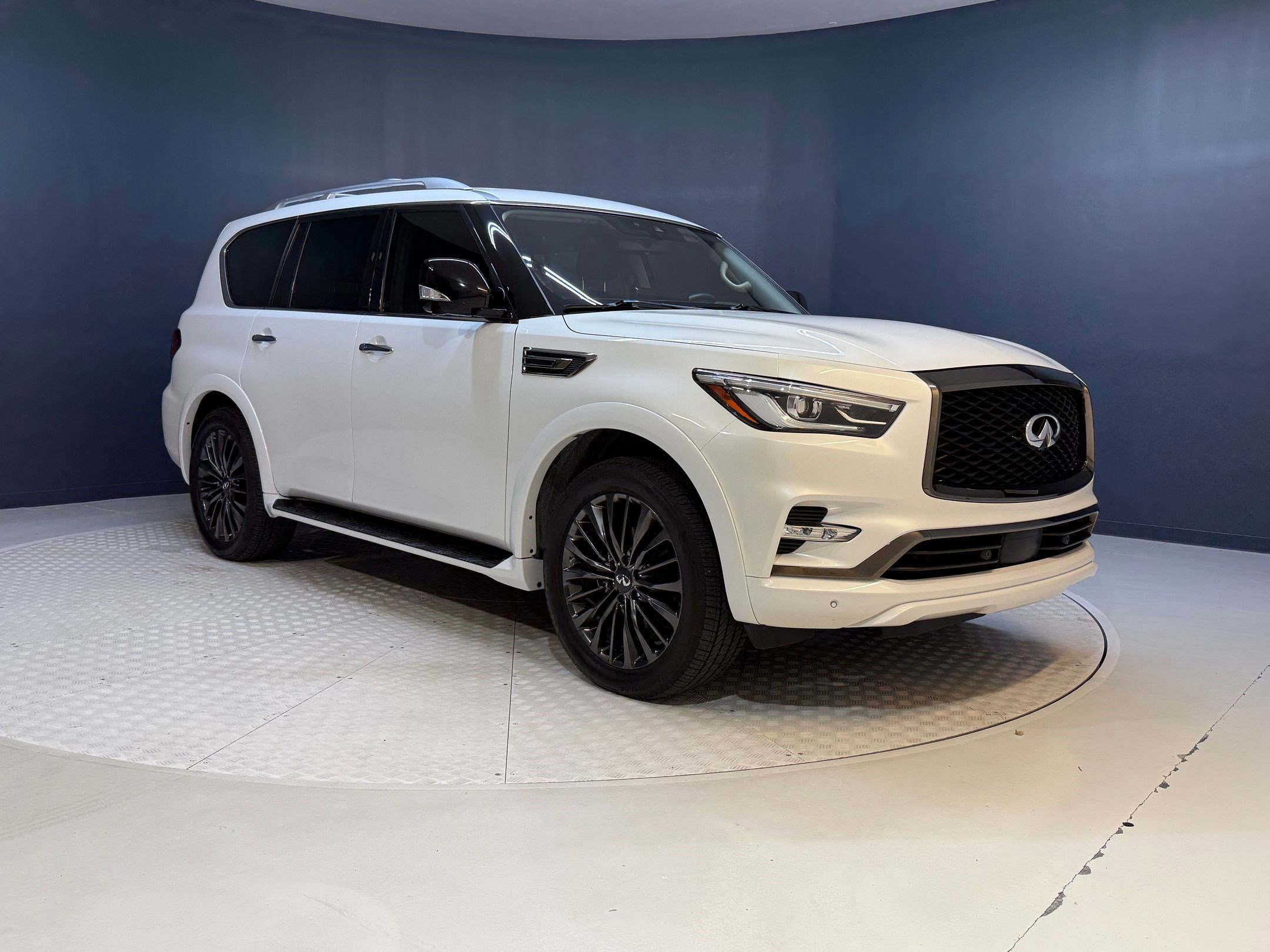 2022 Infiniti QX80 Premium Select photo 4