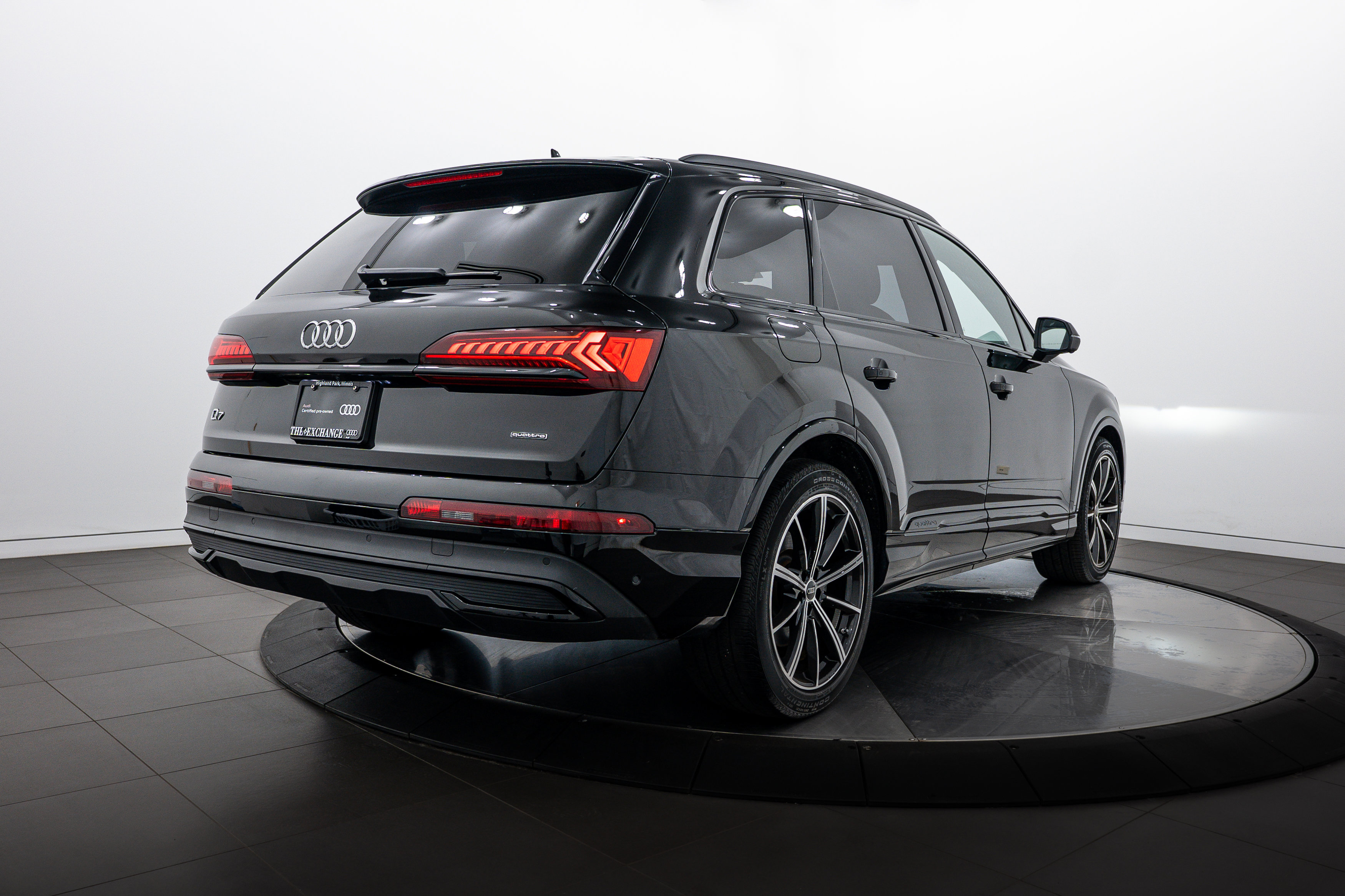 2023 Audi Q7 Prestige photo 2