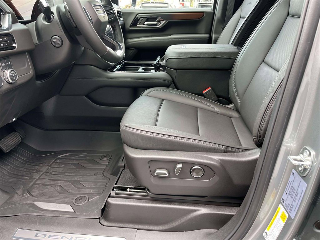 2025 Gmc Yukon XL Denali photo 23