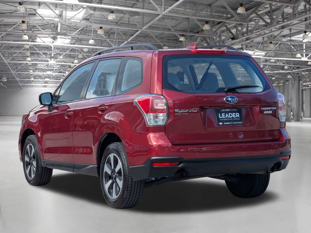2017 Subaru Forester 2.5i photo 6