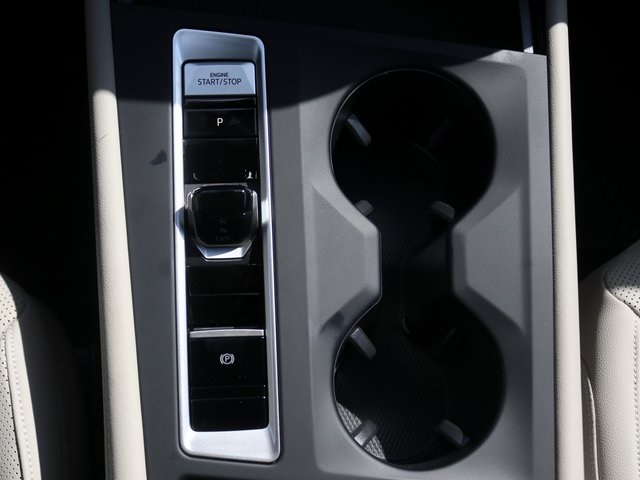 2026 Volkswagen Atlas SE photo 12