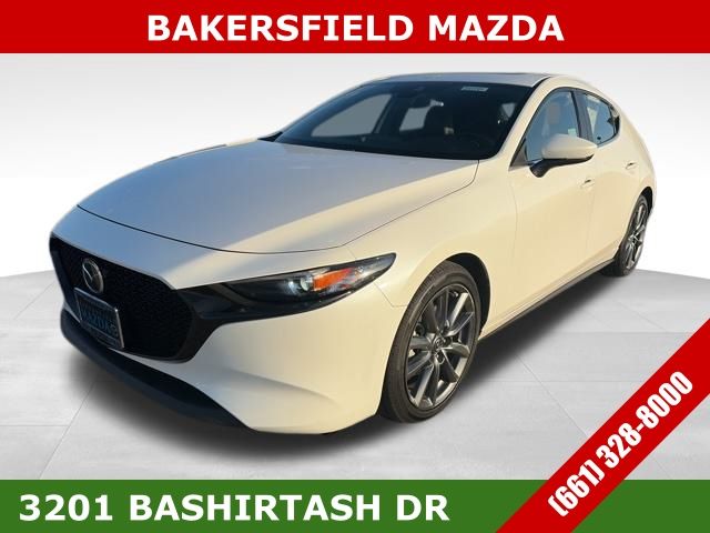 2023 Mazda Mazda3 Preferred's photo