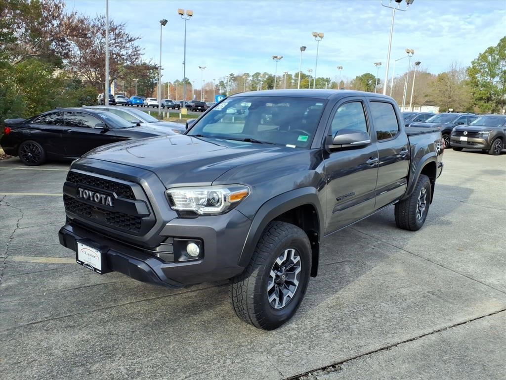 Image of Pre-Owned 2018 Toyota Tacoma TRD Off-Road