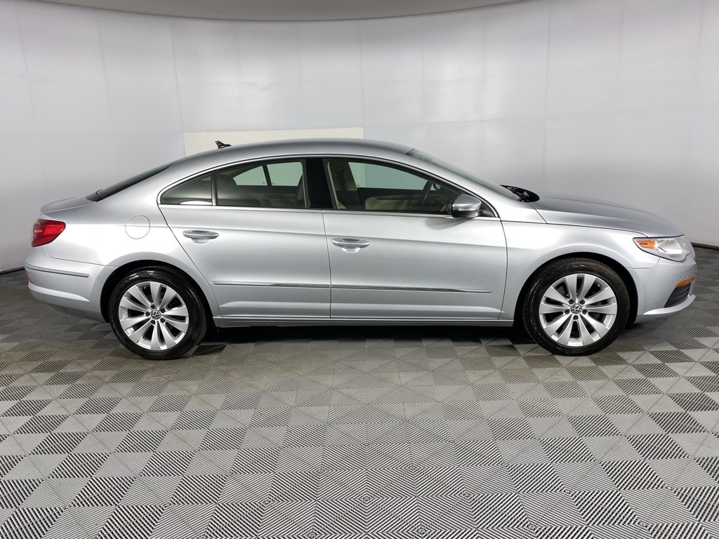 2012 Volkswagen CC Sport photo 24