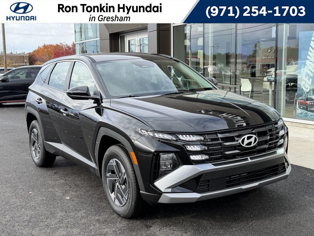 2026 Hyundai Tucson Blue SE's photo