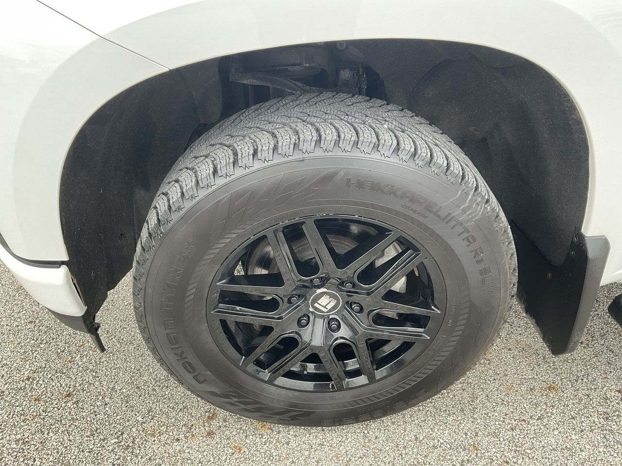 2022 Chevrolet Silverado 1500 RST photo 9