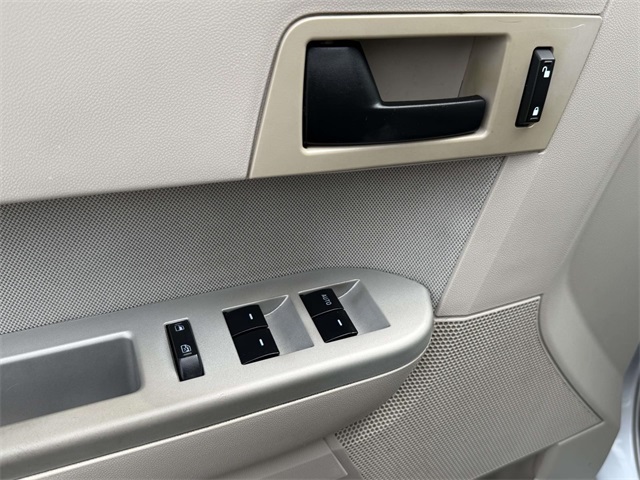 2010 Ford Escape Hybrid photo 25