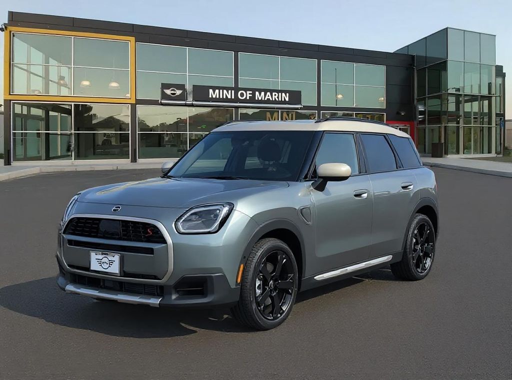 2026 MINI Countryman S's photo