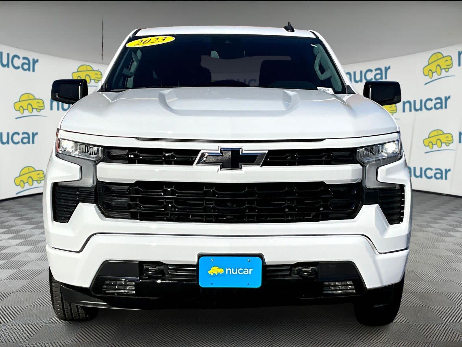 2023 Chevrolet Silverado 1500 RST photo 2