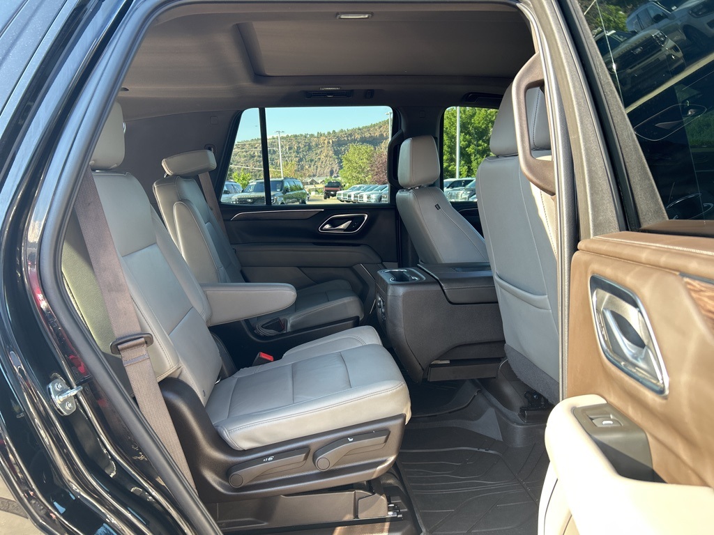 2022 Chevrolet Tahoe Z71 photo 13