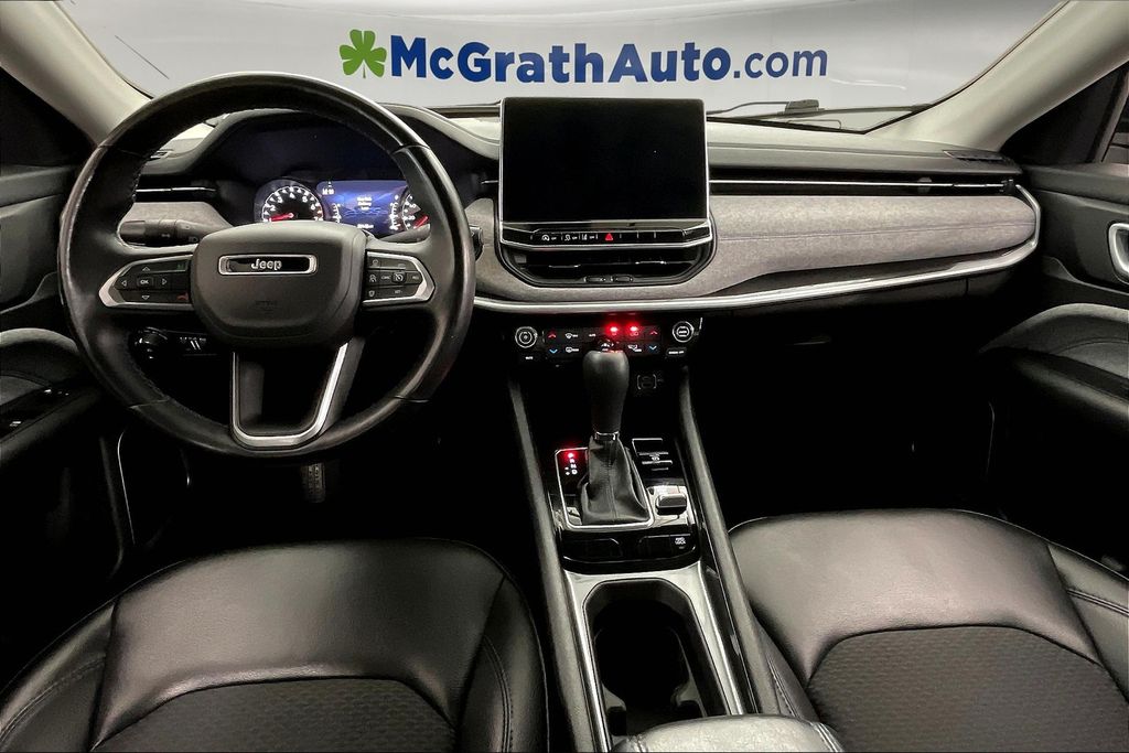 2022 Jeep Compass Latitude photo 15