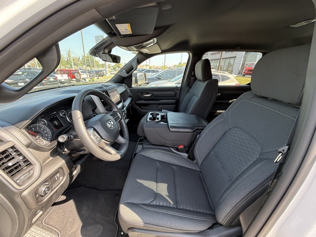 2025 Ram 1500 Tradesman photo 12