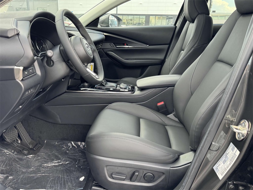 2025 Mazda CX-30 2.5 S Preferred photo 14