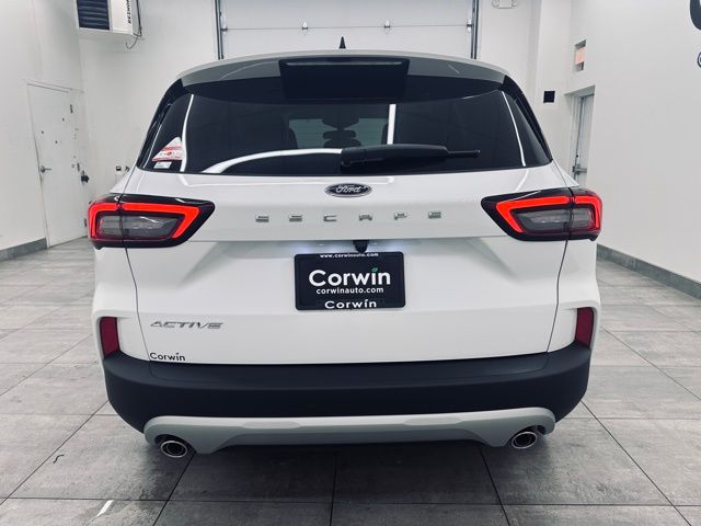 2026 Ford Escape Active photo 4