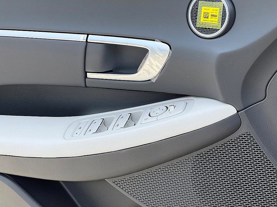2025 Hyundai Sonata Hybrid SEL photo 15