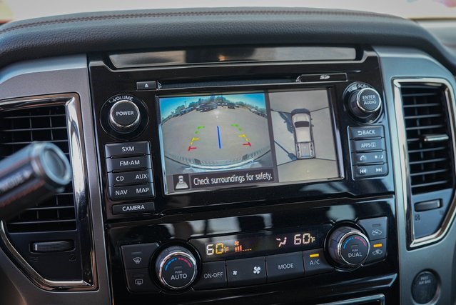 2018 Nissan Titan Platinum Reserve photo 21