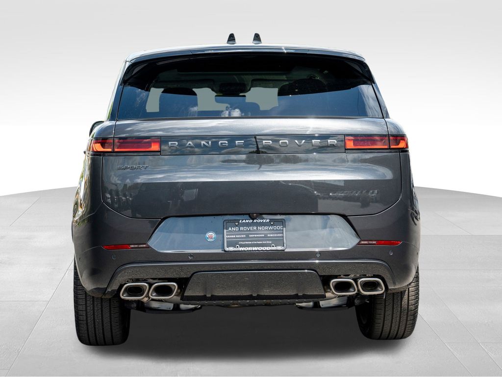 2025 Land Rover Range Rover Sport SE photo 5