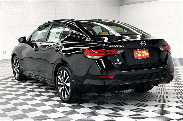 2025 Nissan Sentra SV photo 3