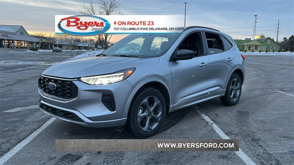 2024 Ford Escape ST-Line's photo