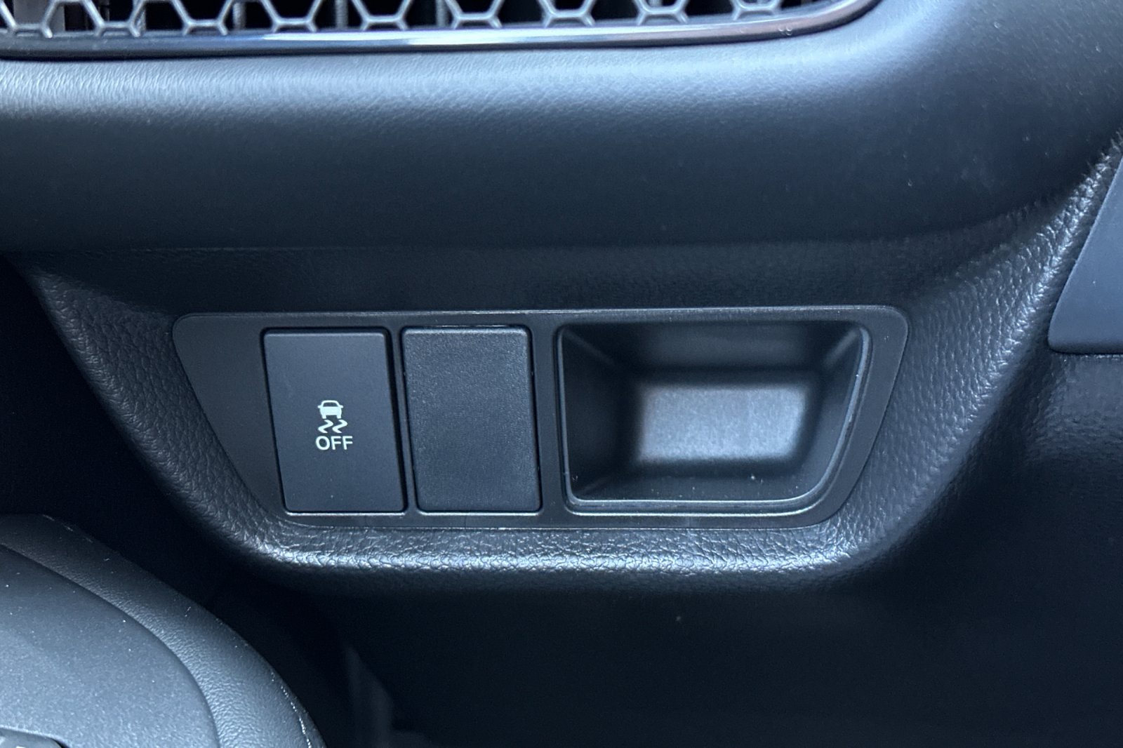 2026 Honda HR-V LX photo 25