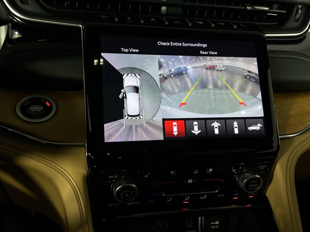 2024 Jeep Grand Cherokee L Summit Reserve photo 19