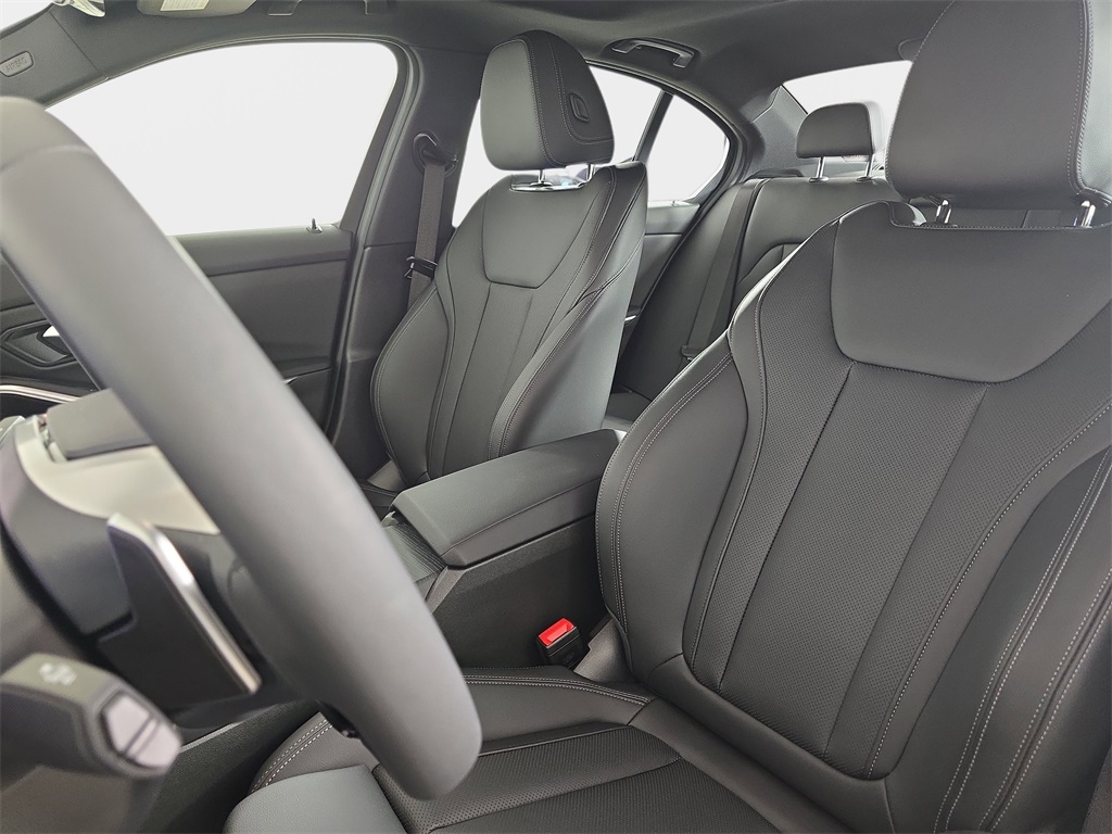 2025 Bmw 330i xDrive Sedan photo 13