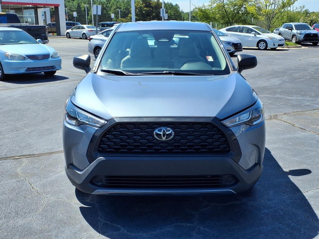 2023 Toyota Corolla Cross L photo 6