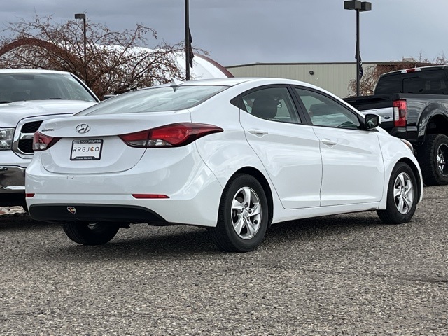 2015 Hyundai Elantra SE photo 4