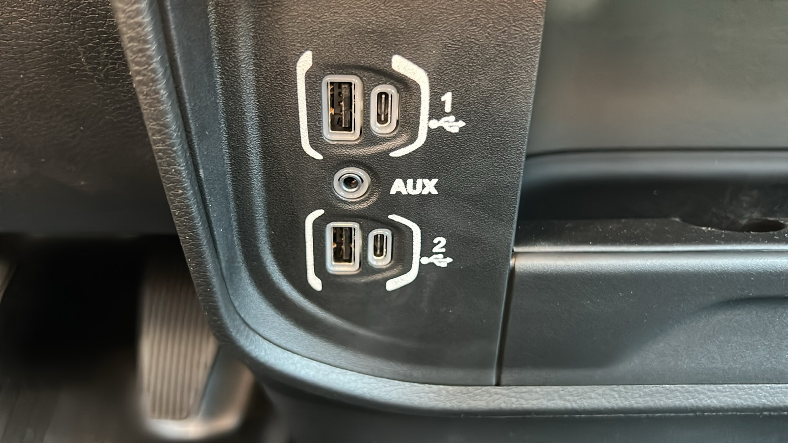 2024 Ram 3500 Tradesman photo 24