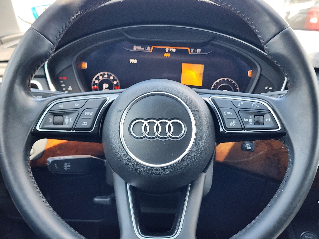2019 Audi A4 2.0T Premium Plus Quattro photo 9