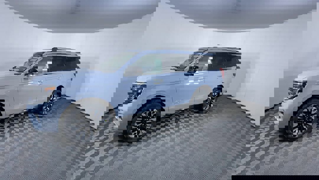 2025 Ford Expedition Platinum photo 4
