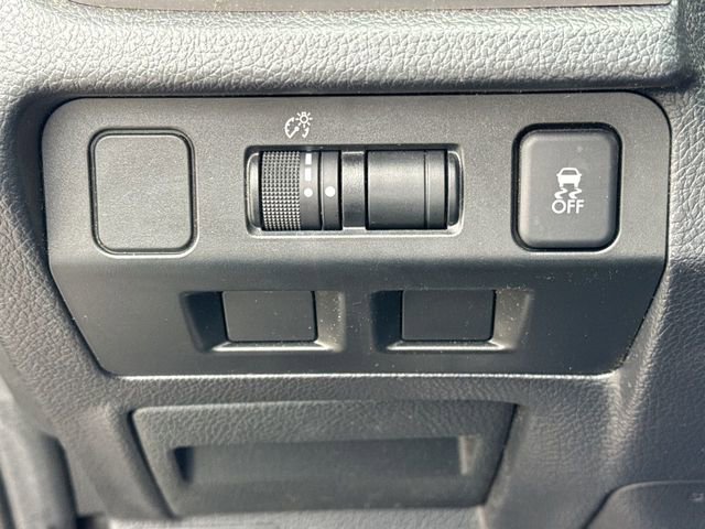 2018 Subaru Forester Premium photo 16