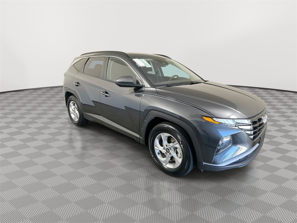 2024 Hyundai Tucson SEL photo 2