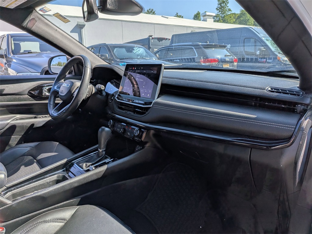 2022 Jeep Compass Altitude photo 21