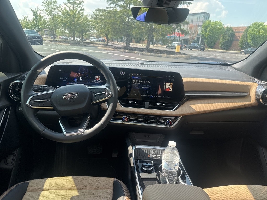 2025 Chevrolet Equinox ACTIV photo 6