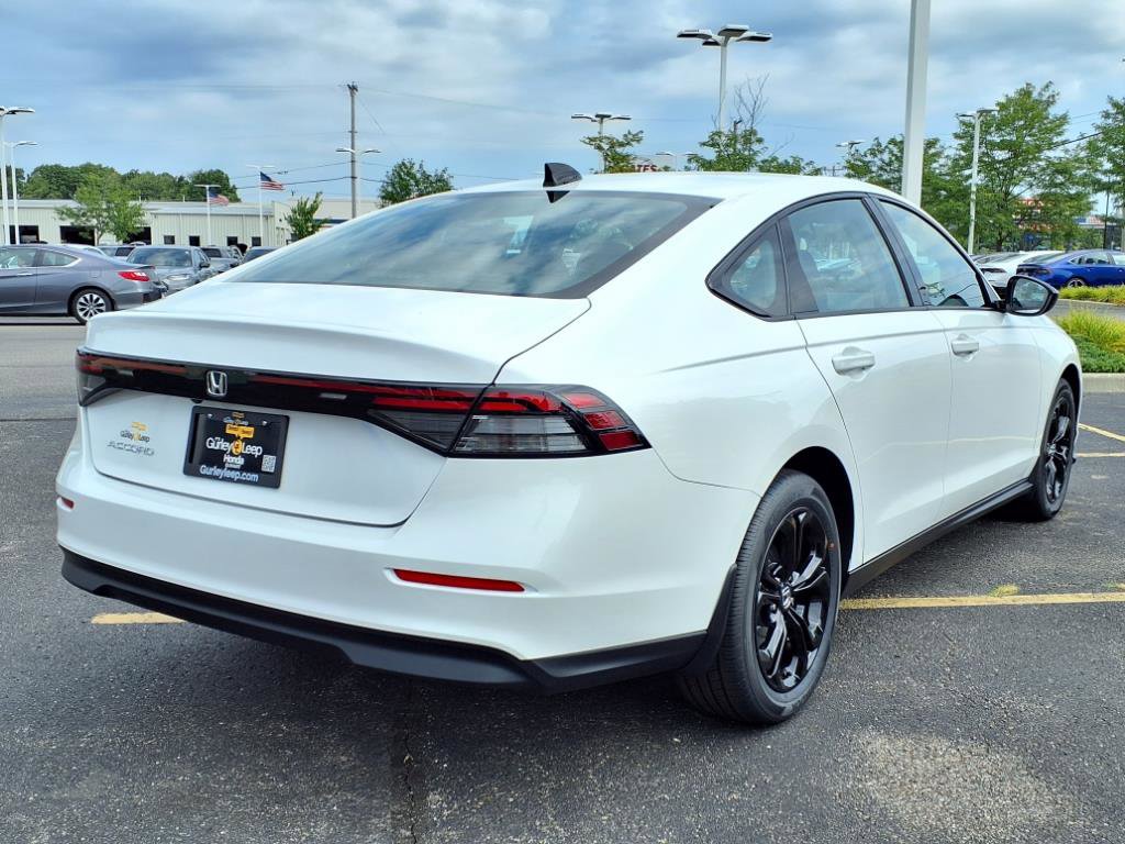 2025 Honda Accord SE photo 10