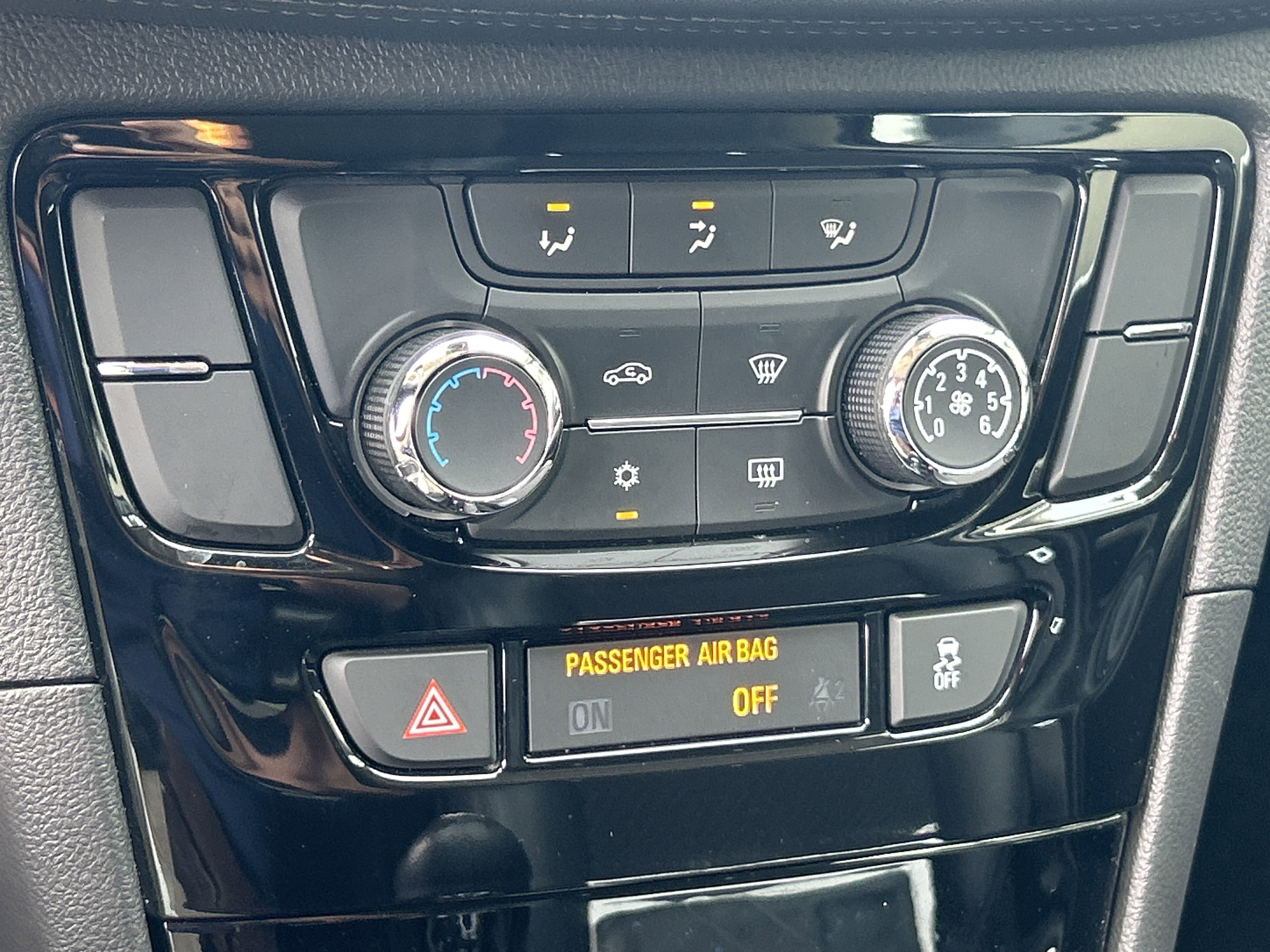 2018 Buick Encore Preferred photo 4