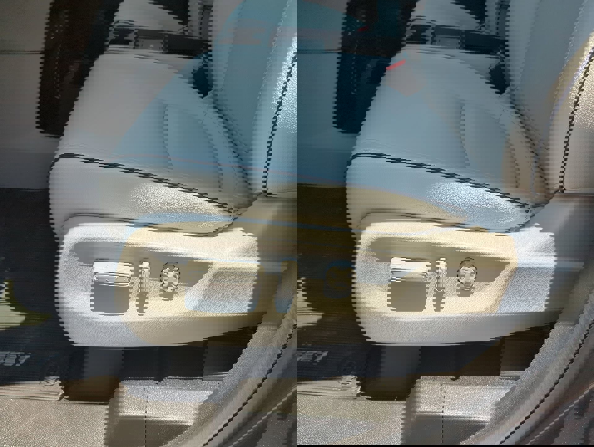 2025 Honda Odyssey Touring photo 22