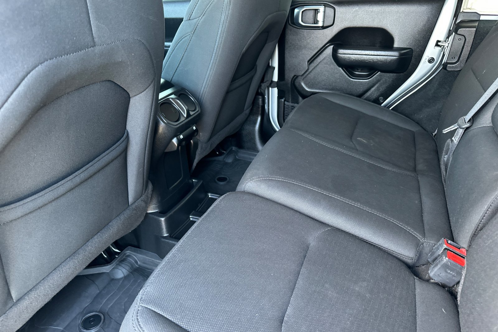 2023 Jeep Wrangler Base 4xe photo 12