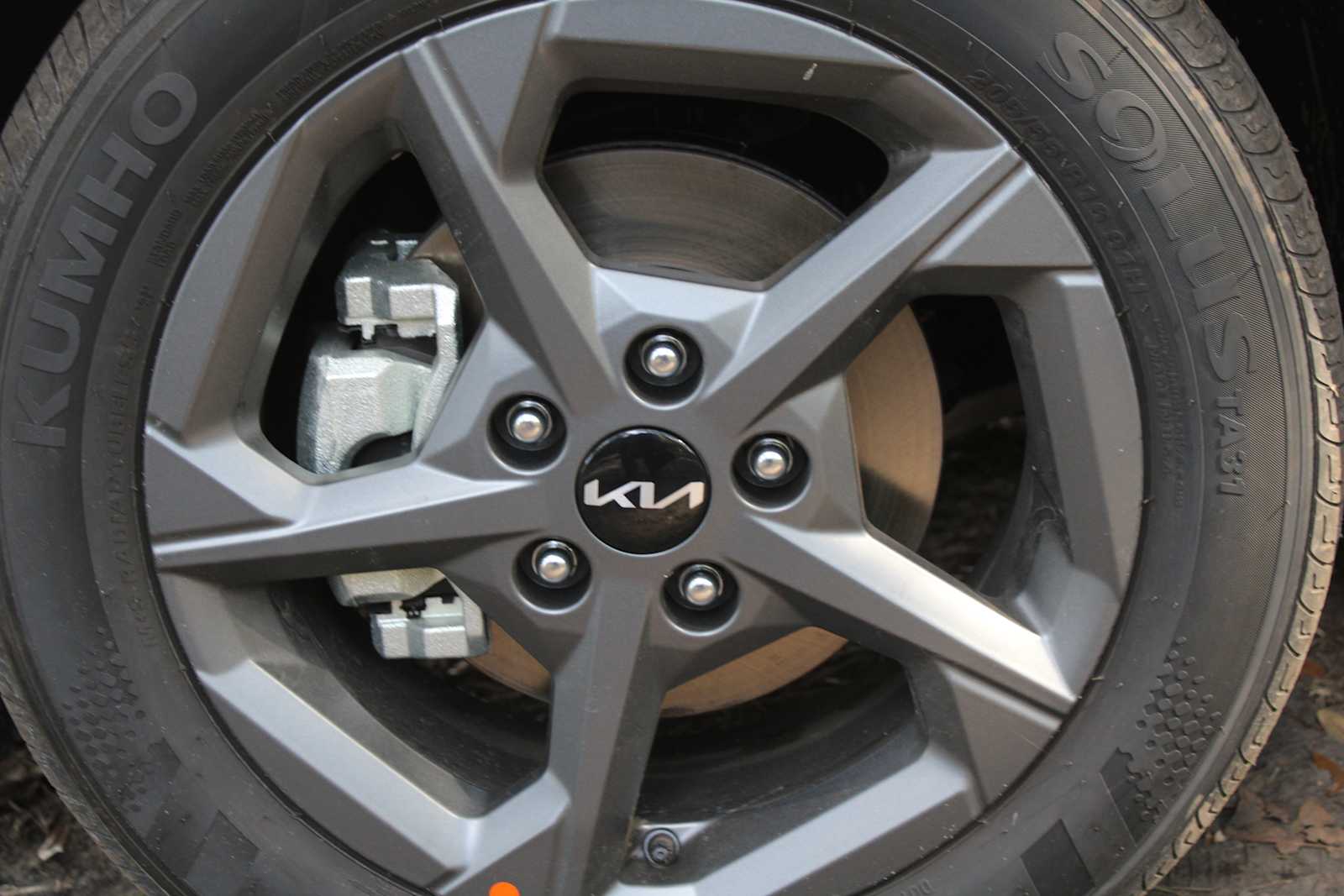 2025 Kia K4 LXS photo 32