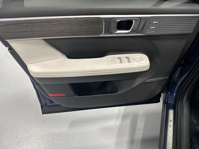 2025 Hyundai Santa Fe Calligraphy photo 5
