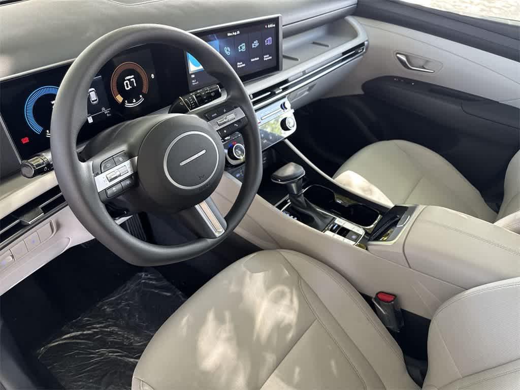 2026 Hyundai Tucson SEL photo 11
