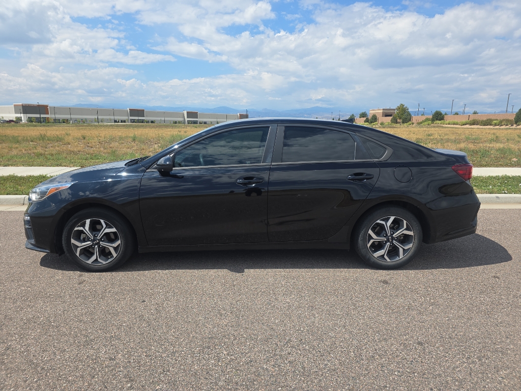 Used 2021 Kia Forte LXS with VIN 3KPF24AD3ME362642 for sale in Loveland, CO