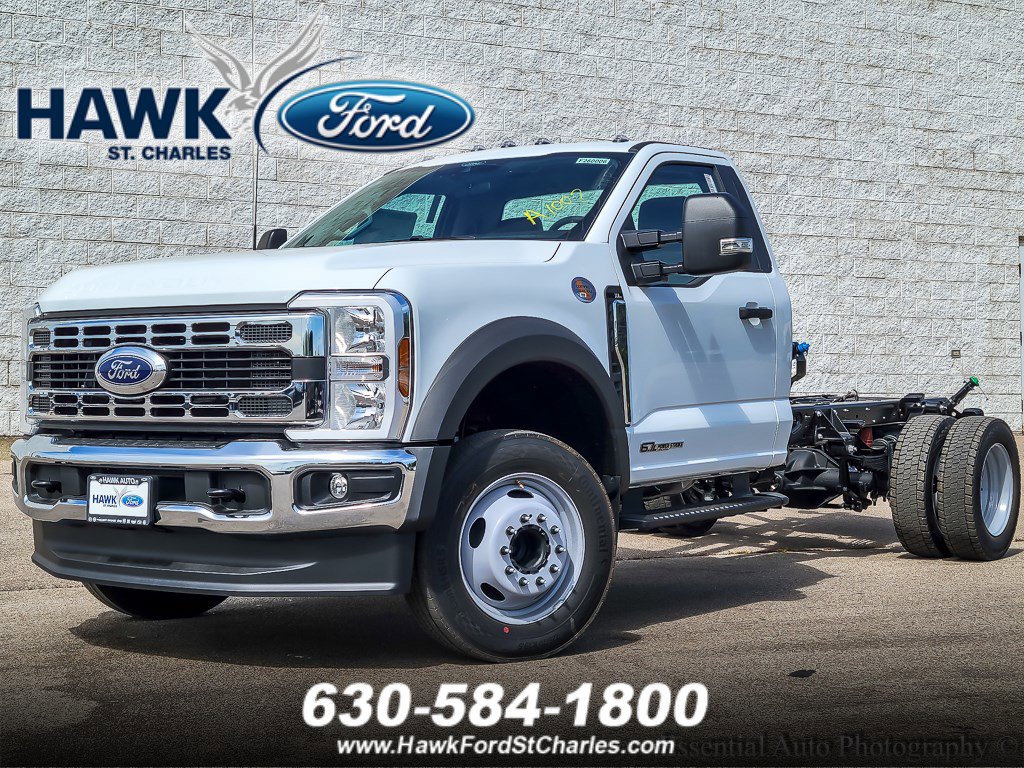 2026 Ford F-450 Super Duty Chassis Cab XL's photo