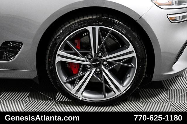 2025 Genesis G70 3.3T Sport Prestige photo 10