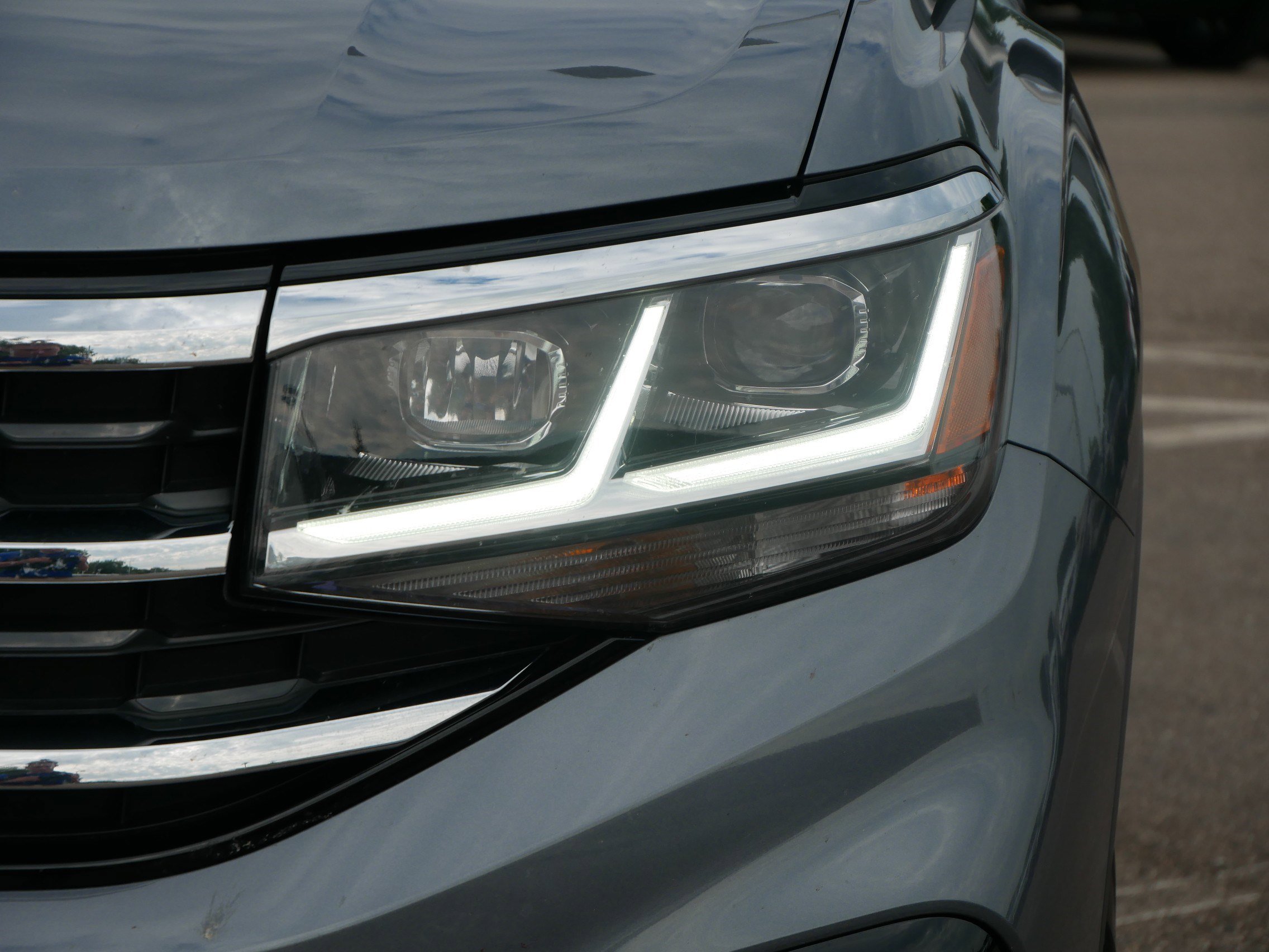 2022 Volkswagen Atlas V6 SEL Premium R-Line photo 9